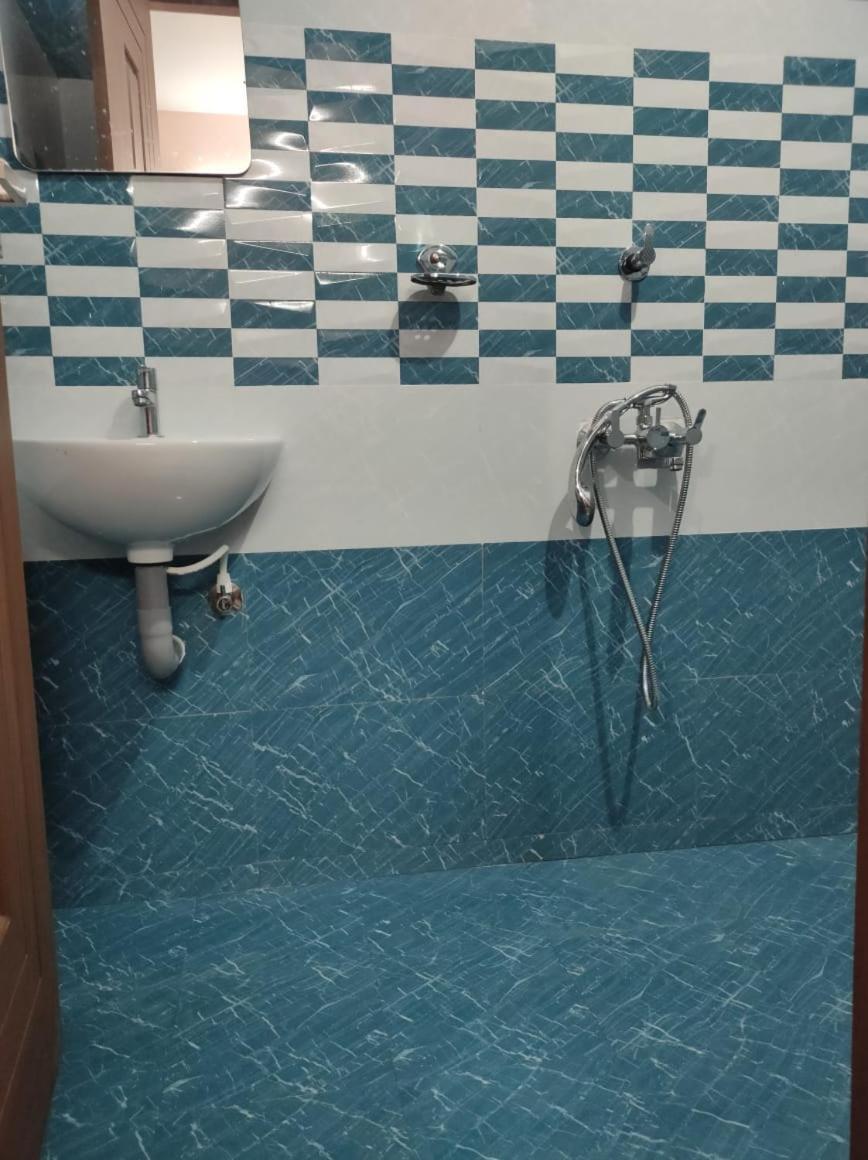 Sree Valsam Inn Bed Breakfast Alappuzha Buitenkant foto