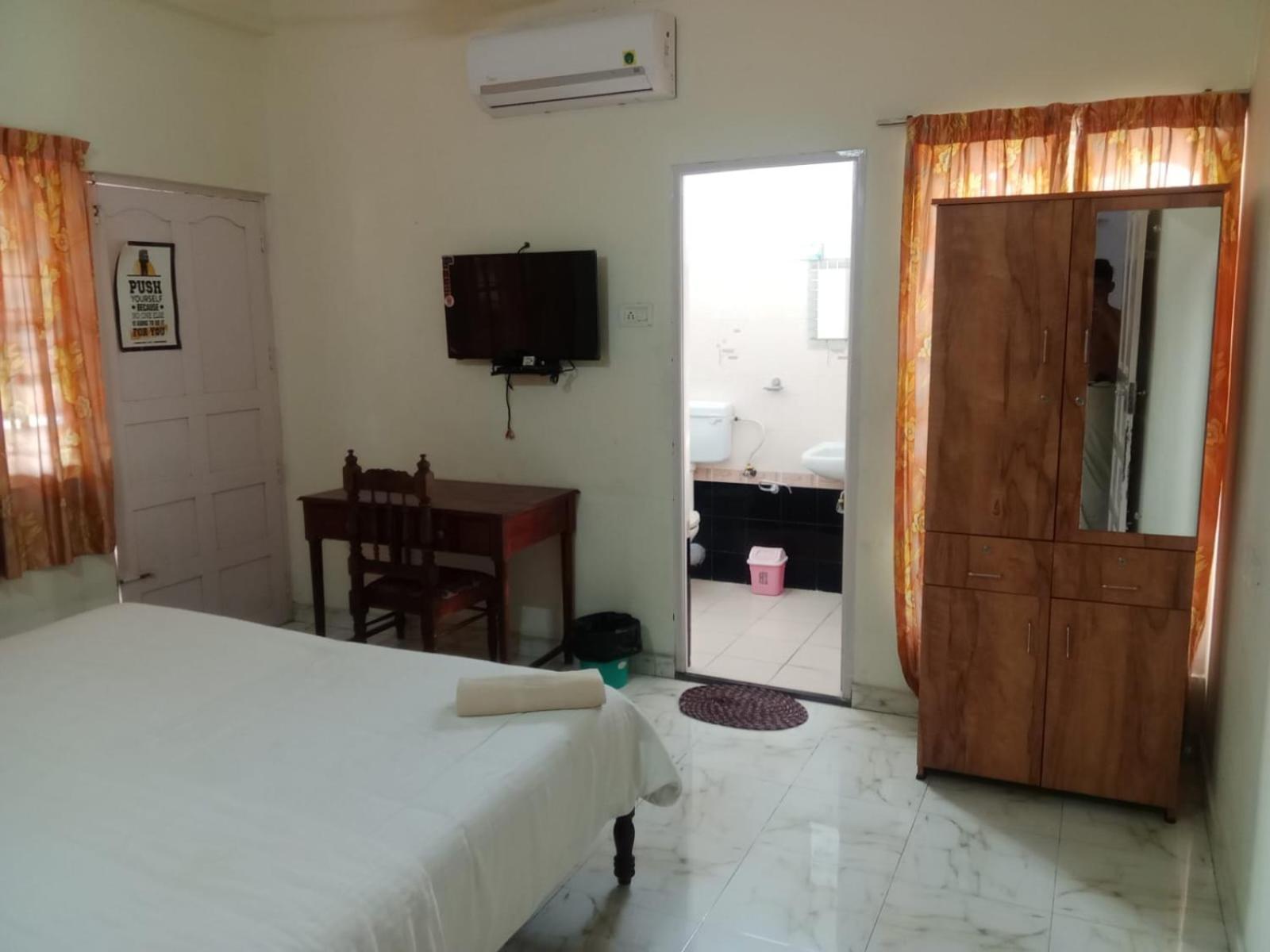 Sree Valsam Inn Bed Breakfast Alappuzha Buitenkant foto